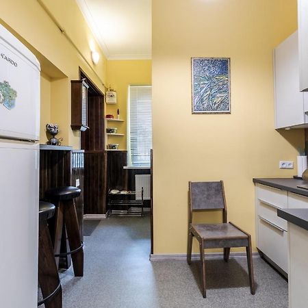 Modern Chaikovskogo Apartment Лвив Екстериор снимка