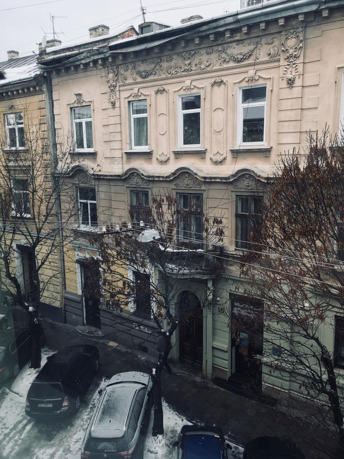 Modern Chaikovskogo Apartment Лвив Екстериор снимка