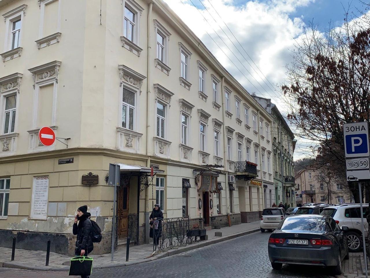 Modern Chaikovskogo Apartment Лвив Екстериор снимка