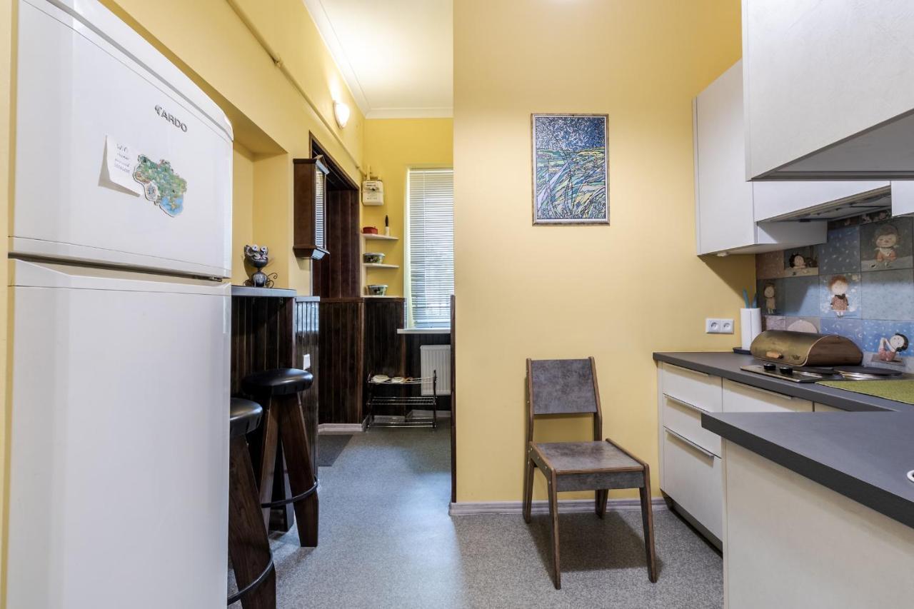 Modern Chaikovskogo Apartment Лвив Екстериор снимка