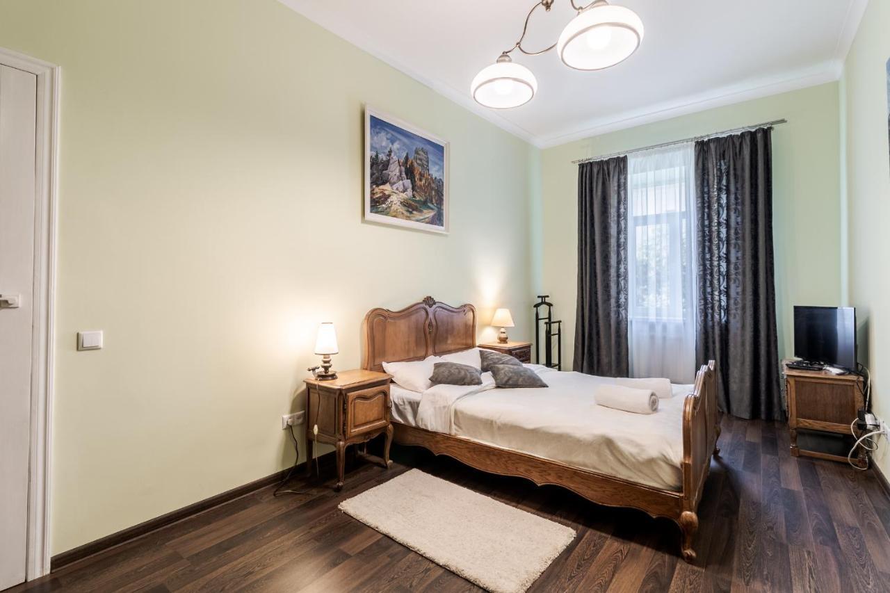 Modern Chaikovskogo Apartment Лвив Екстериор снимка